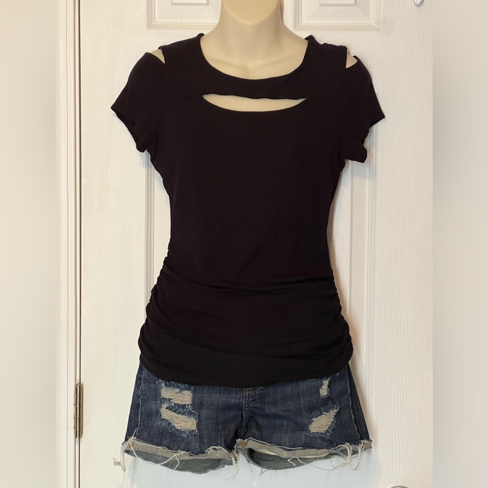 Candies black woman’s blouse